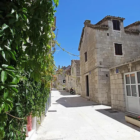 李公寓 * 斯普利特